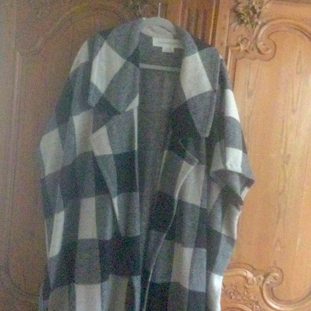 Large buffalo check oversized swing vest